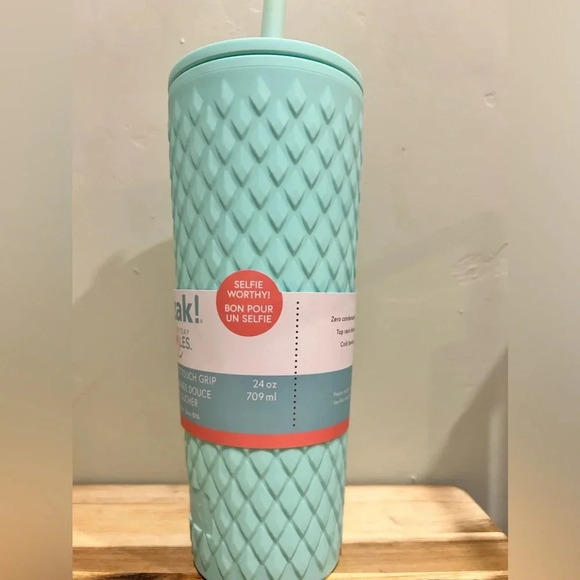 zak! Mint Green Tumbler with Sealing Lid + straw. Soft-Touch Grip. 24oz. NWTS!! - Picture 5 of 12